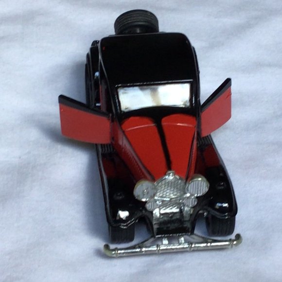 Bugatti 1930 T50 Toy car 1/43 scale - Picture 3 of 9